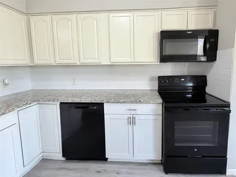214 S Texas Street Texas City TX 77591