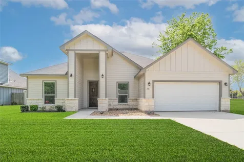 231 Mccormick Street Columbus TX 78934