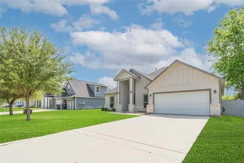 231 Mccormick Street Columbus TX 78934