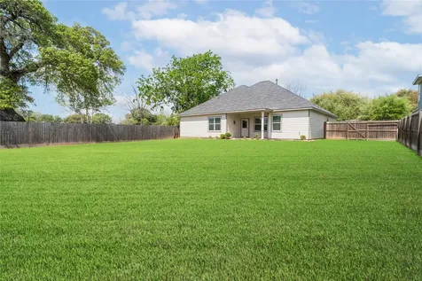 231 Mccormick Street Columbus TX 78934