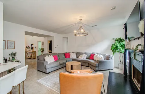 47 W Tallowberry Drive The Woodlands TX 77381