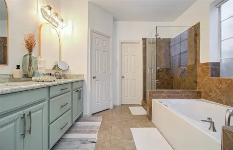 47 W Tallowberry Drive The Woodlands TX 77381
