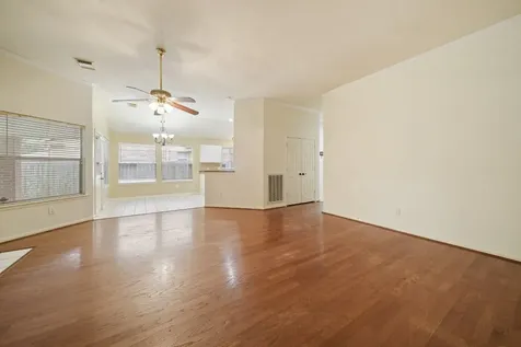 127 Selkirk Drive Sugar Land TX 77479