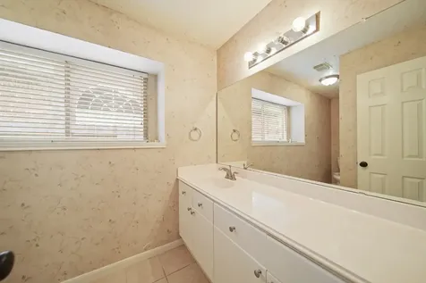 127 Selkirk Drive Sugar Land TX 77479