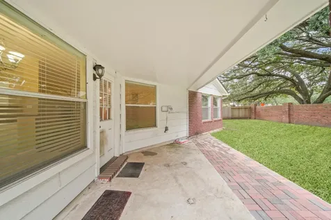 127 Selkirk Drive Sugar Land TX 77479