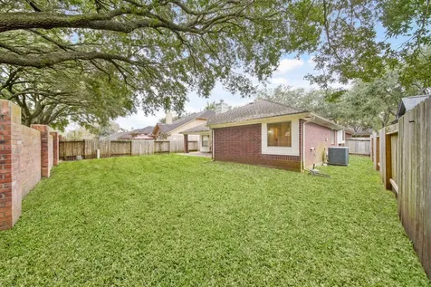 127 Selkirk Drive Sugar Land TX 77479