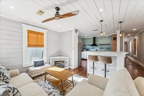 2520 Avenue L Galveston TX 77550