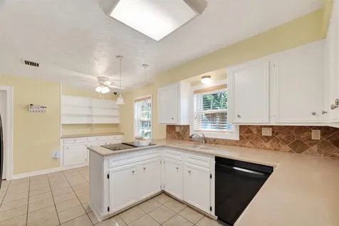 5442 Darnell Street Houston TX 77096
