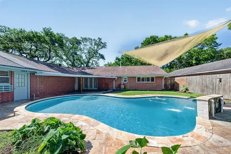 5442 Darnell Street Houston TX 77096