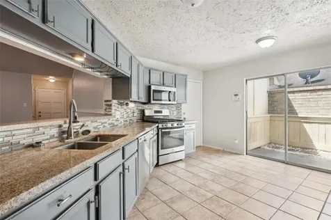 2006 Wildwood Ridge Drive Missouri City TX 77489