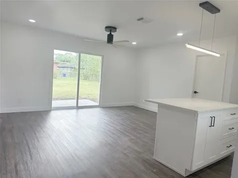 7706 Lakewood Drive Houston TX 77016