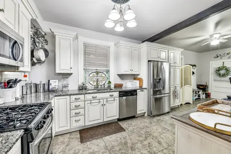 4506 Avenue K Galveston TX 77551