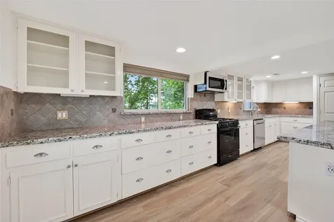 17125 County Road 127 Pearland TX 77581