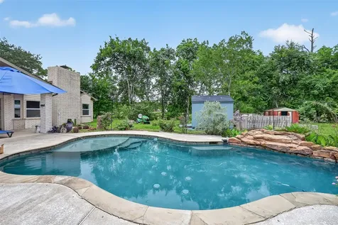 17125 County Road 127 Pearland TX 77581