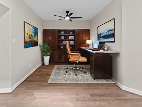 1438-A Dian Street Houston TX 77008