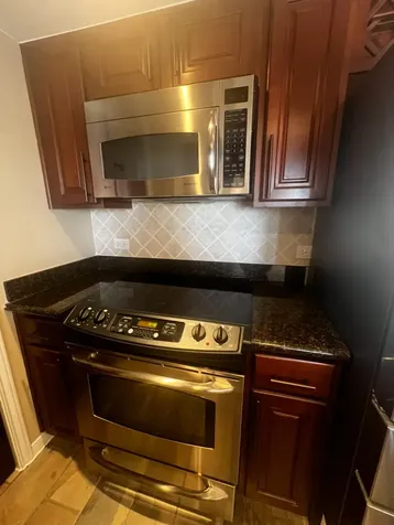 3525 Sage Road 1708 Houston TX 77056