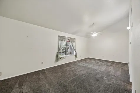 1014 El Dorado Boulevard Houston TX 77062