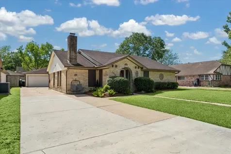 1014 El Dorado Boulevard Houston TX 77062
