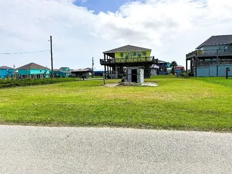 865 S Crystal Beach Road Crystal Beach TX 77650