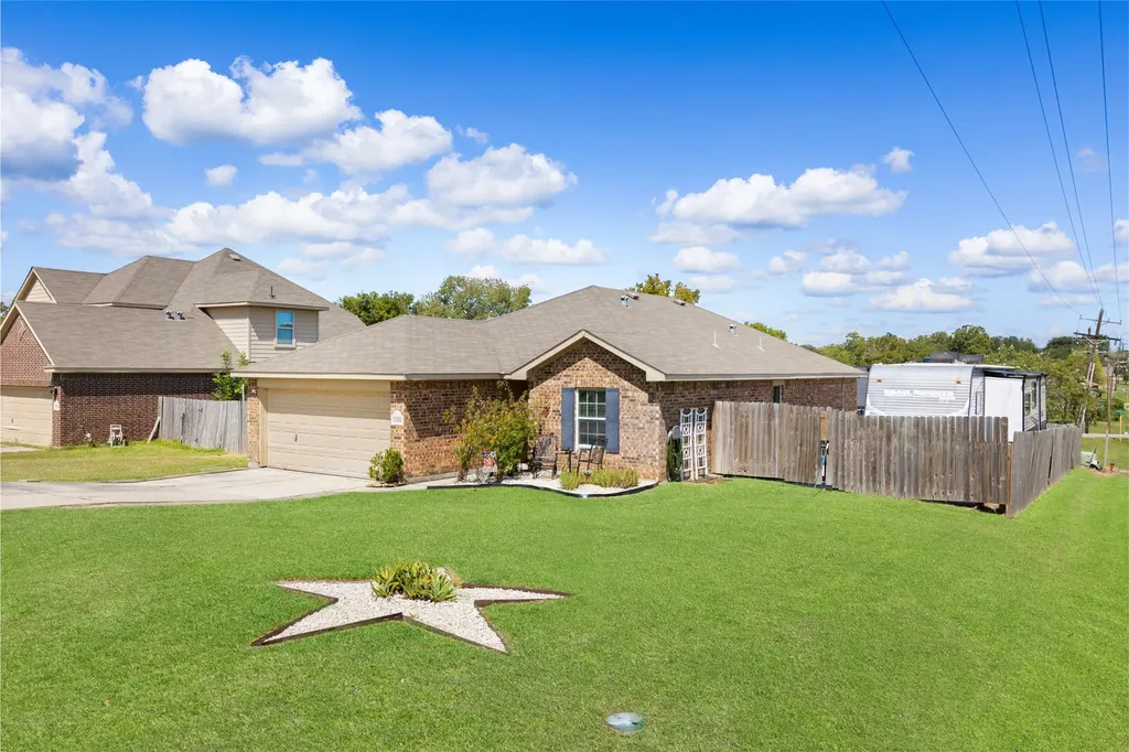 13184 Lake Breeze Lane Willis TX 77318