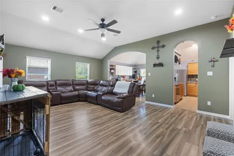 13184 Lake Breeze Lane Willis TX 77318