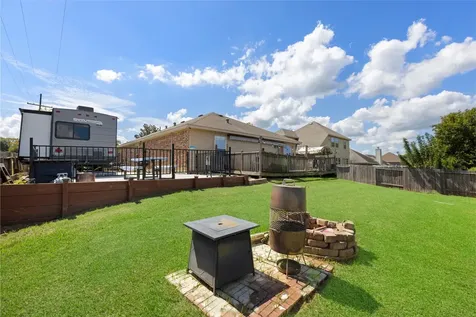 13184 Lake Breeze Lane Willis TX 77318