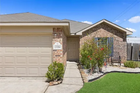 13184 Lake Breeze Lane Willis TX 77318