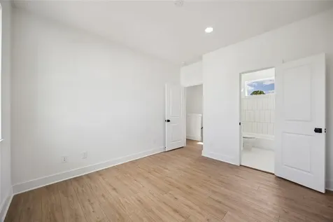 835 Rachel Street E Houston TX 77091