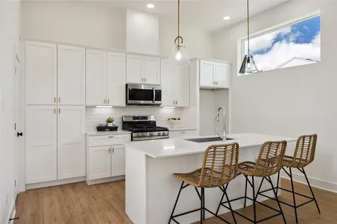 835 Rachel Street E Houston TX 77091