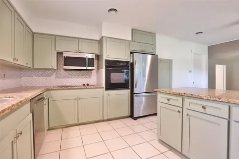 606 Venice Street Sugar Land TX 77478