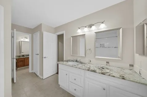 722 Regency Court Friendswood TX 77546