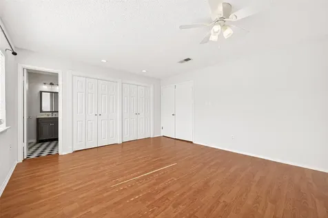 11677 Village Place Drive Houston TX 77077