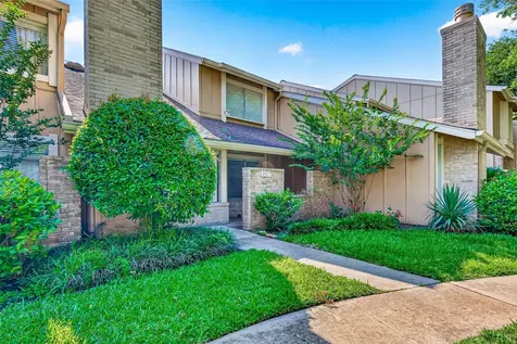 11677 Village Place Drive Houston TX 77077