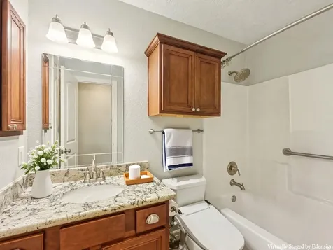64 Hideaway Drive Friendswood TX 77546
