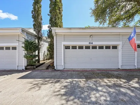 64 Hideaway Drive Friendswood TX 77546