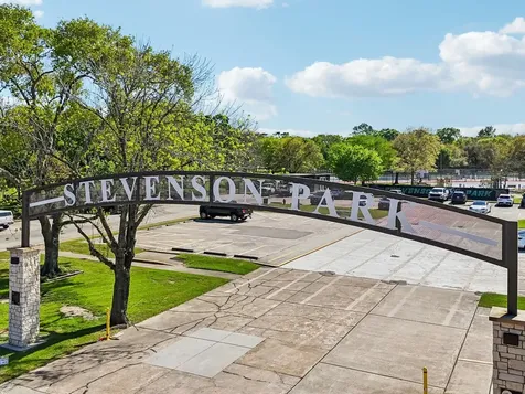 64 Hideaway Drive Friendswood TX 77546