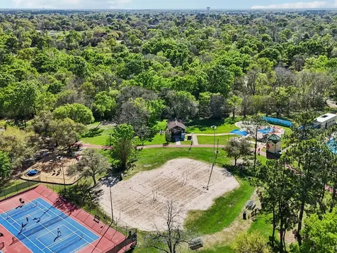 64 Hideaway Drive Friendswood TX 77546