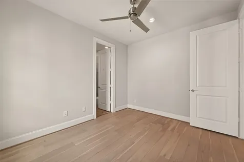 2218 Lou Ellen Lane C Houston TX 77018