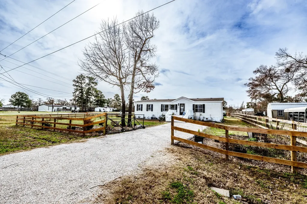 1 Jacob Street Huntsville TX 77320