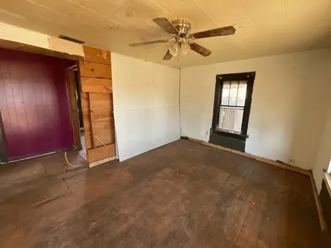 115 E Hallie Street Floydada TX 79235