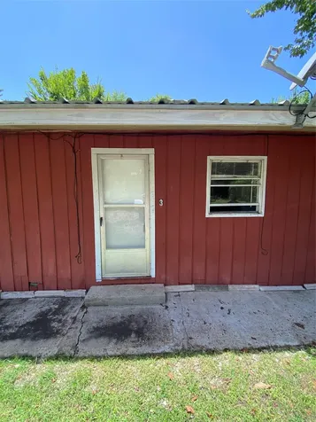 2018 Avenue L 1/2 3 Huntsville TX 77340