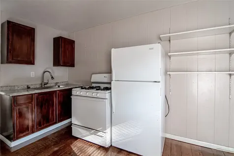 2018 Avenue L 1/2 3 Huntsville TX 77340