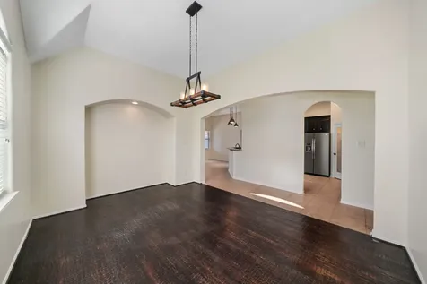 107 Bella Sole Shenandoah TX 77381