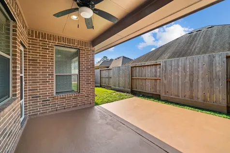 107 Bella Sole Shenandoah TX 77381
