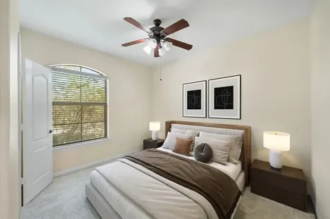 107 Bella Sole Shenandoah TX 77381