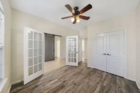 107 Bella Sole Shenandoah TX 77381