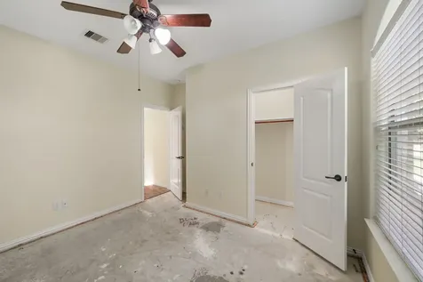 107 Bella Sole Shenandoah TX 77381
