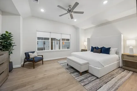 6338 Paddington Bend Drive Houston TX 77008