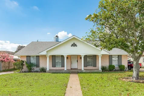 47 Adler Circle Galveston TX 77551