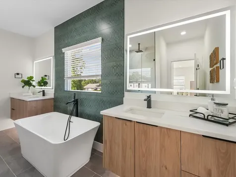 2595 Paul Quinn Street Houston TX 77091